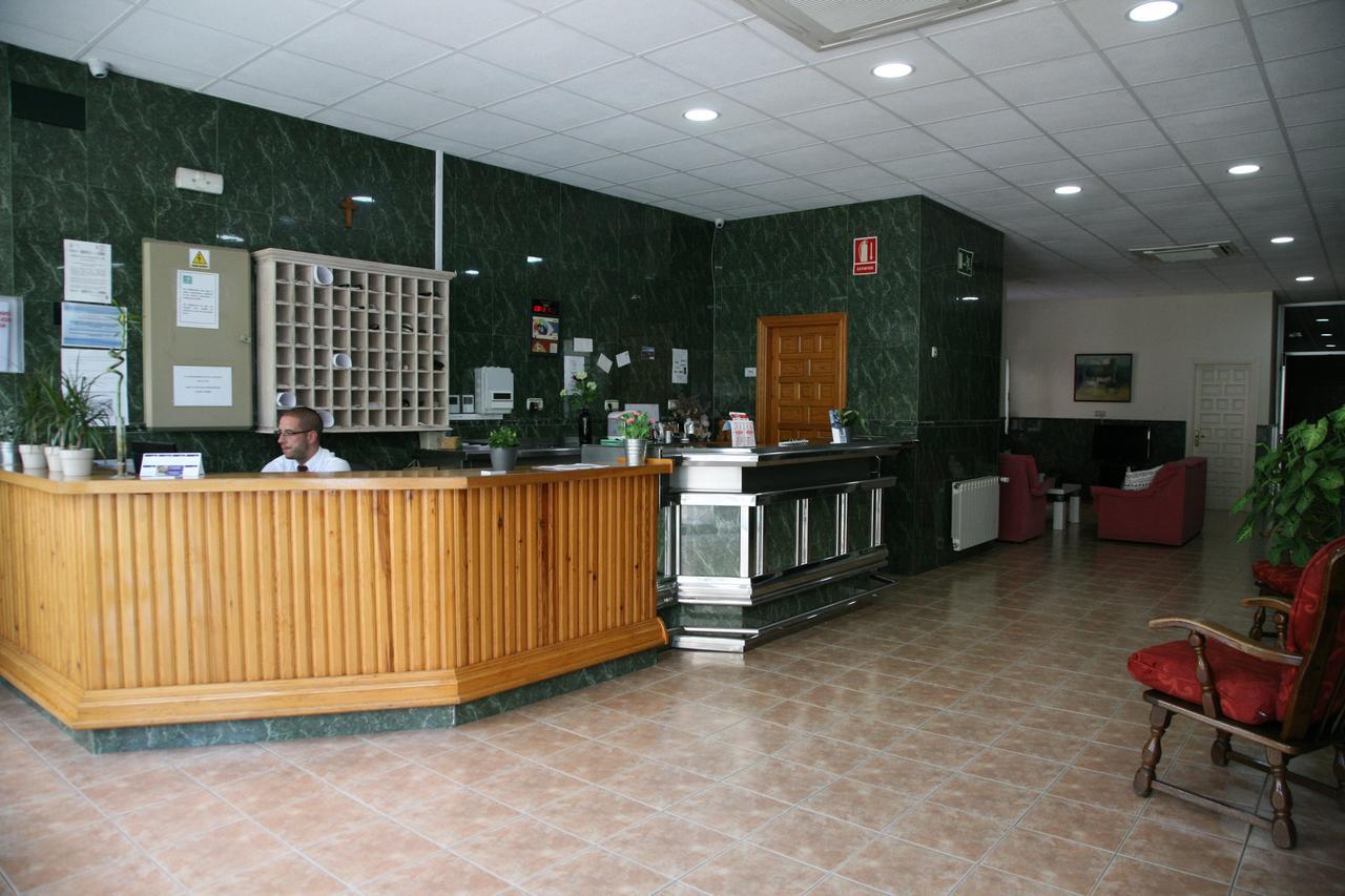 Hostal La Casa De Enfrente Malaga Zewnętrze zdjęcie