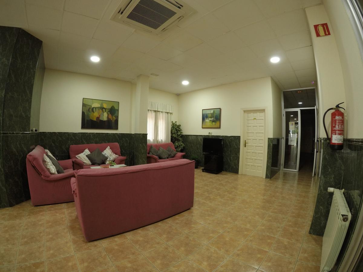 Hostal La Casa De Enfrente Malaga Zewnętrze zdjęcie