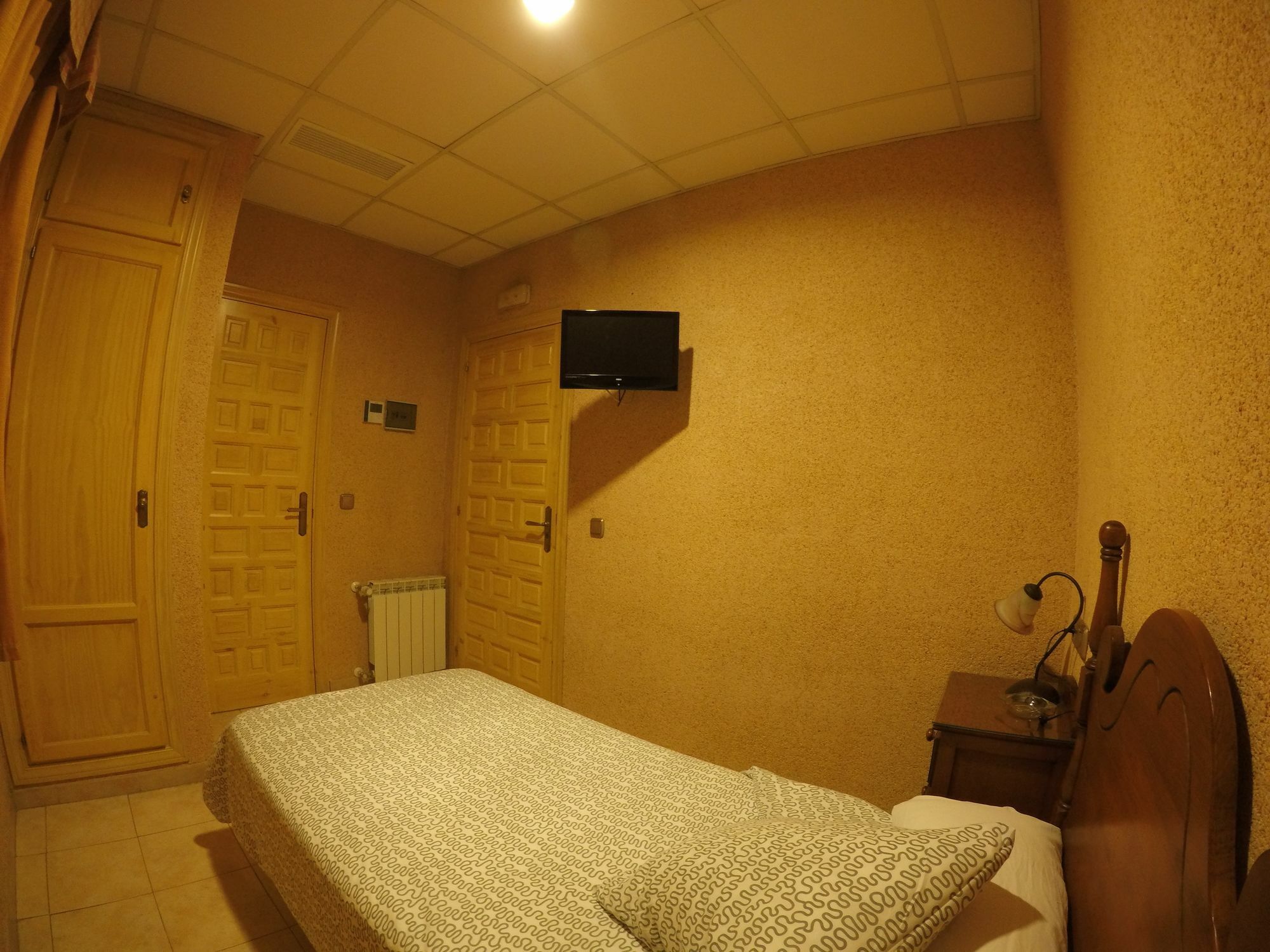Hostal La Casa De Enfrente Malaga Zewnętrze zdjęcie