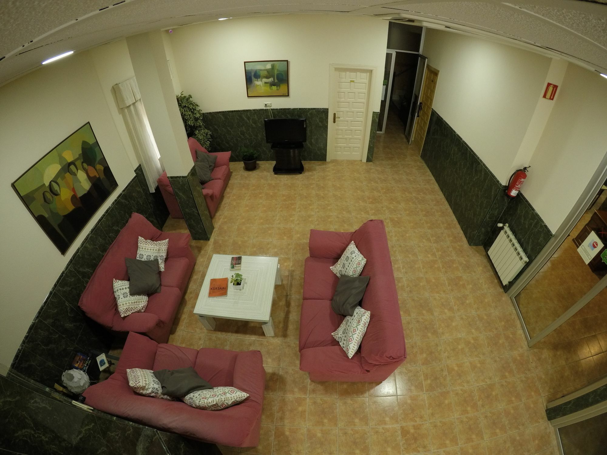Hostal La Casa De Enfrente Malaga Zewnętrze zdjęcie