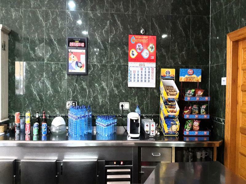 Hostal La Casa De Enfrente Malaga Zewnętrze zdjęcie