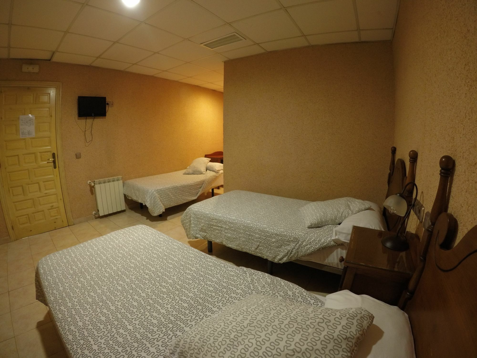 Hostal La Casa De Enfrente Malaga Zewnętrze zdjęcie
